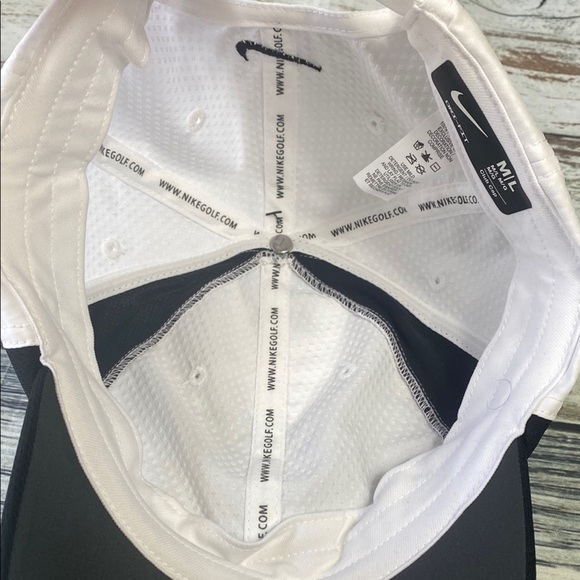 Nike Performance Black and White Sports Cap Sz M/L - Picture 4 of 6
